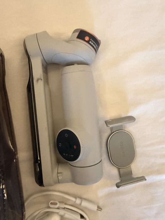 InstaFlow 360 - стабилизатор за телефон