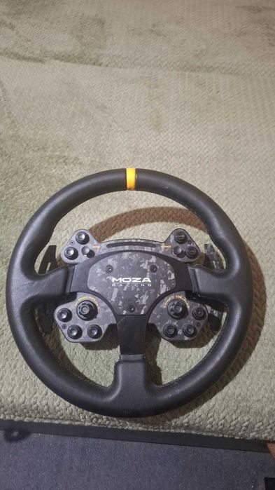 Игровой руль Moza