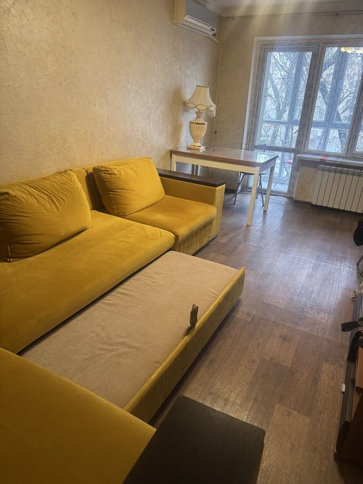 Диван угловой большой