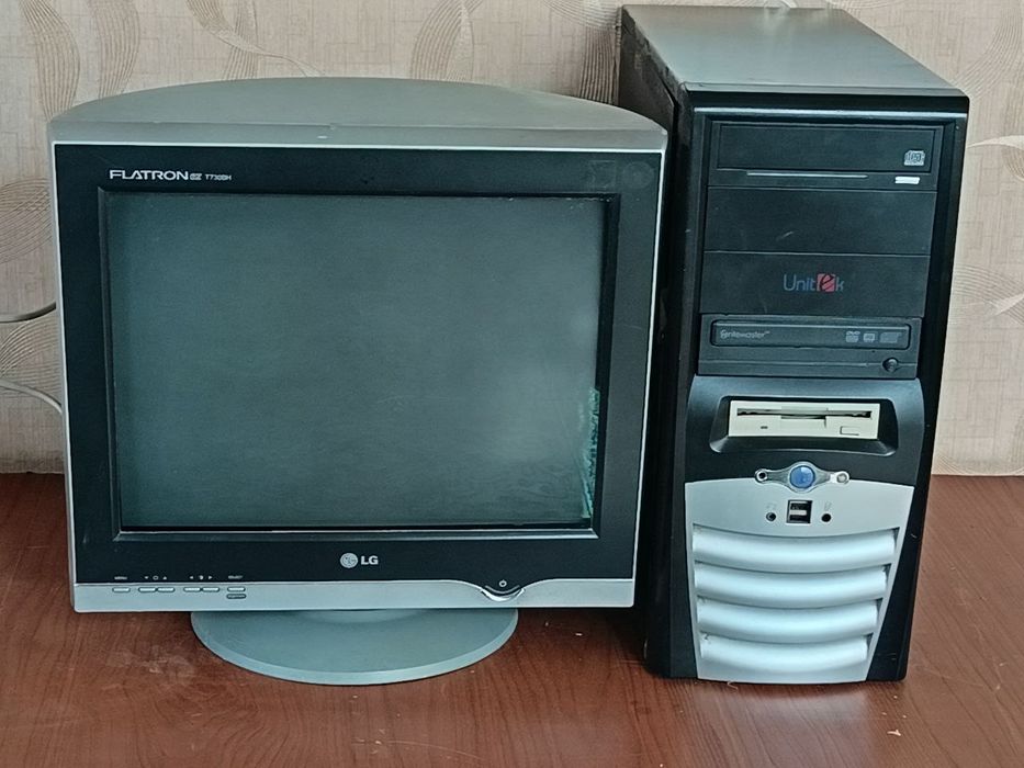 Kompyuter sotiladi 2 ta