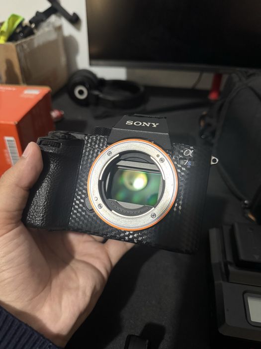 Sony a7s ii sotiladi komplekt