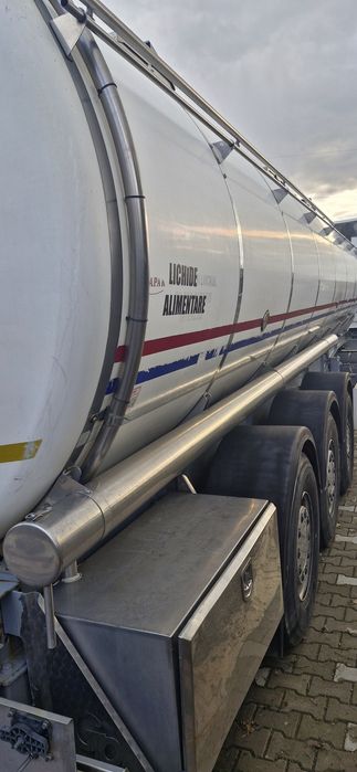 Cisternă inox lichide alimentare fabricație 2009
