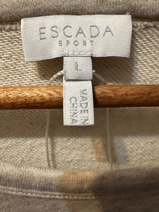 Escada bluza bumbac cu lanturi metal auriu pe maneci