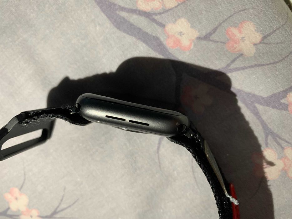 Apple Watch Series 5 44mm Aluminium GPS Black