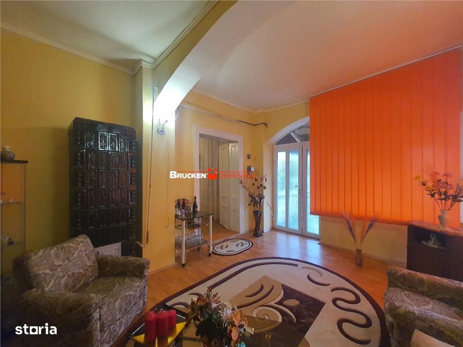 Casa de vanzare