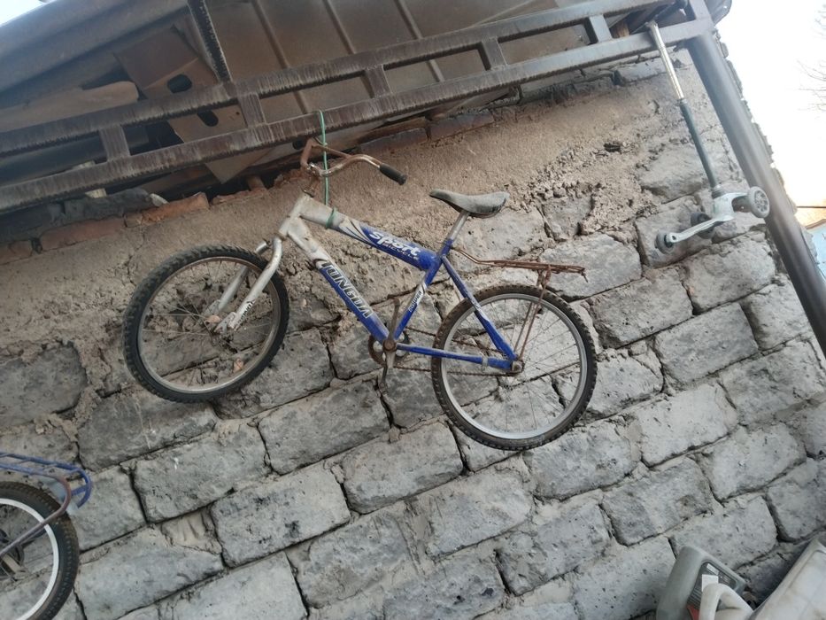 Продам детские велосипеды и санки