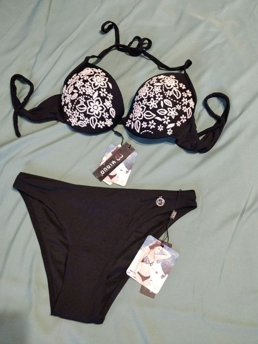 Продам женский купальник