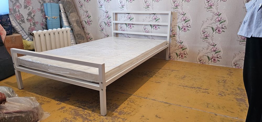 АКЦИЯ.Двуспальная кровать. Металлическая кровать.Kravat