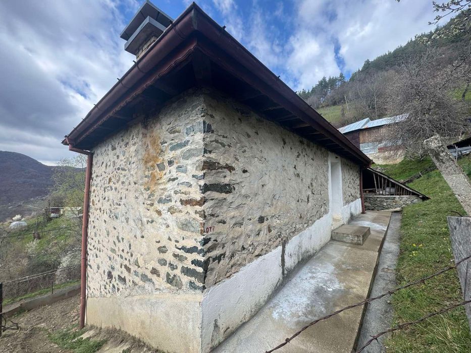 Къща в село Аламовци, Златоград