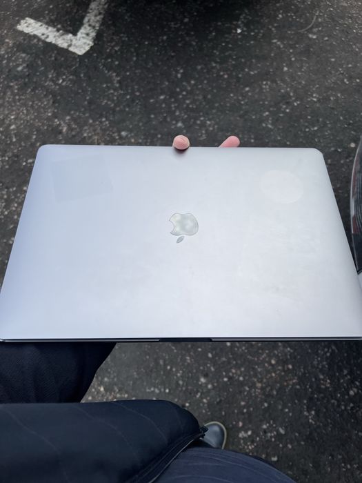 Macbook pro 15.1 6 yadr cora i9