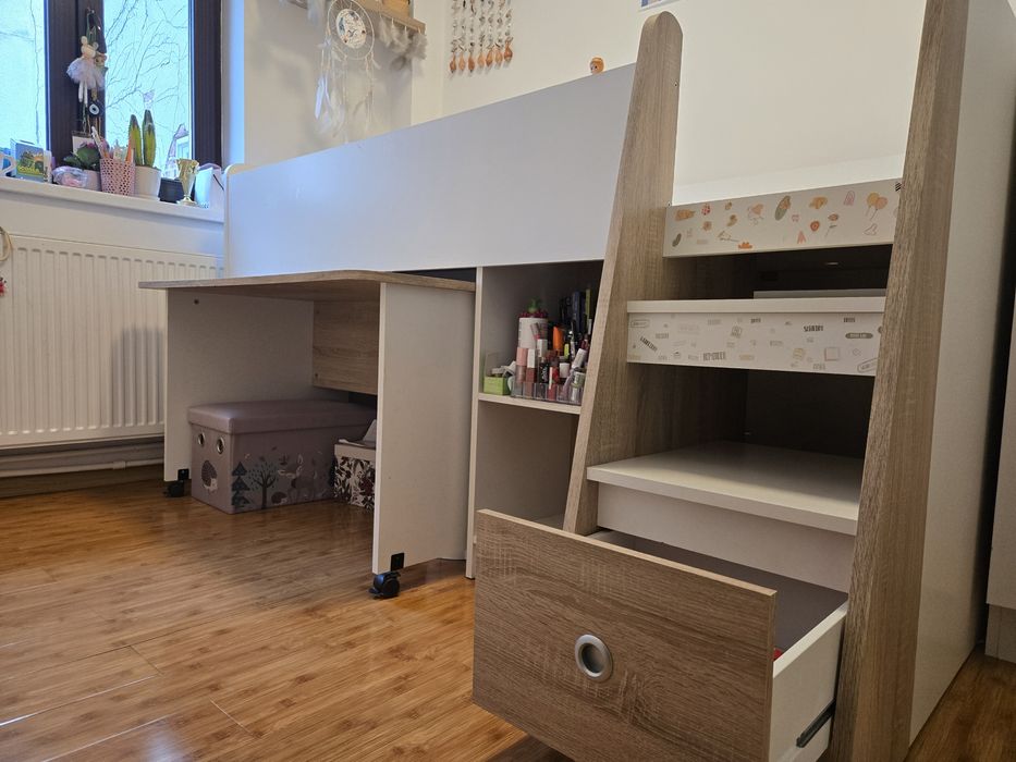 Ansamblu Pat Copil cu birou si spatii de depozitare