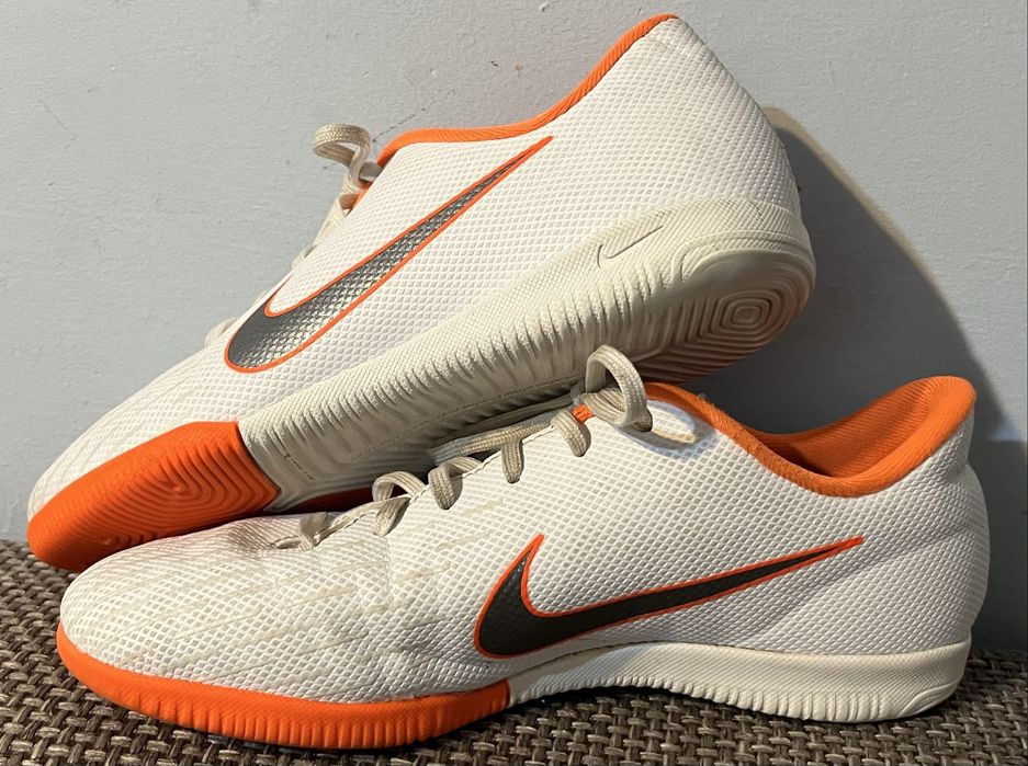 Футзалки Nike и бутсы