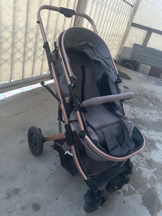 Продам детскую коляску