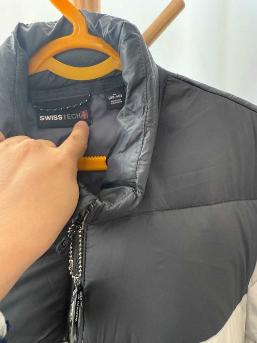 Мужская куртка Swiss tech  новая из Америки