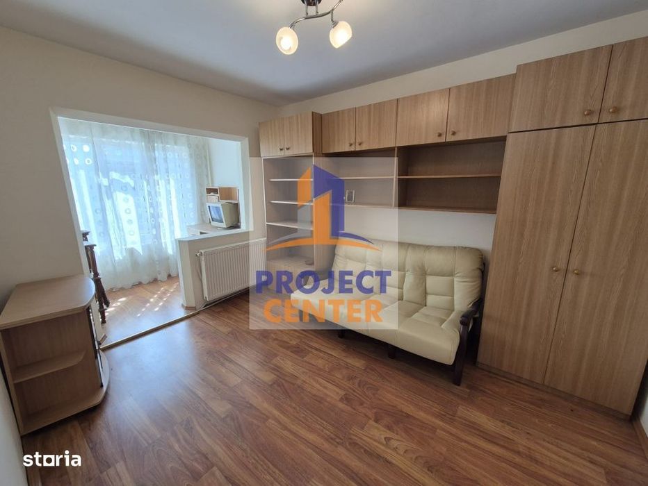 Apartament 3 camere confort 1 decomandat, foarte spatios, etaj 3