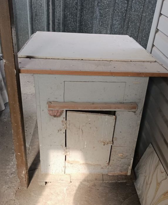 Отдам даром будку самовывоз