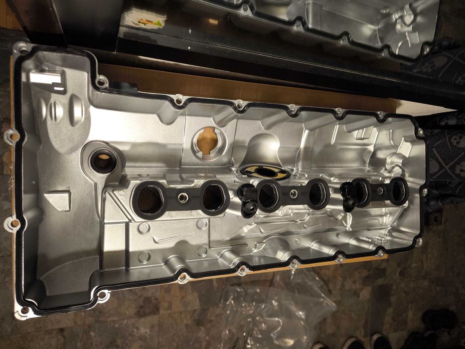 Алуминиев капак за клапани за BMW M52tu M54 N52 N54 N55