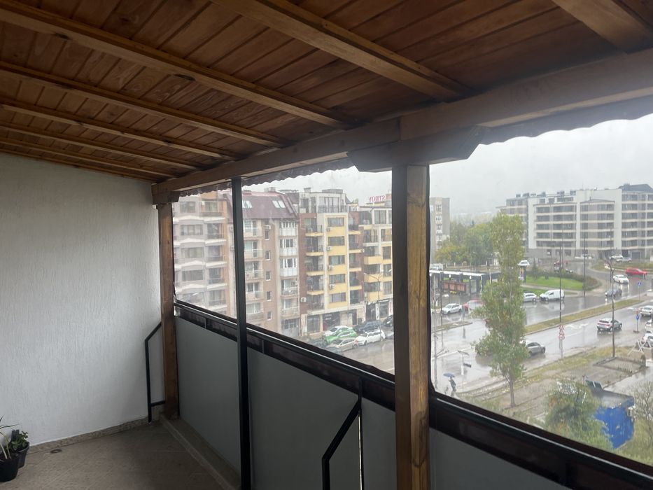 Ветроупорни завеси,сенници тип чупещо рамо,винил,кристал,бърбекю,шатри