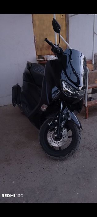 Продам скутер 150 кубов