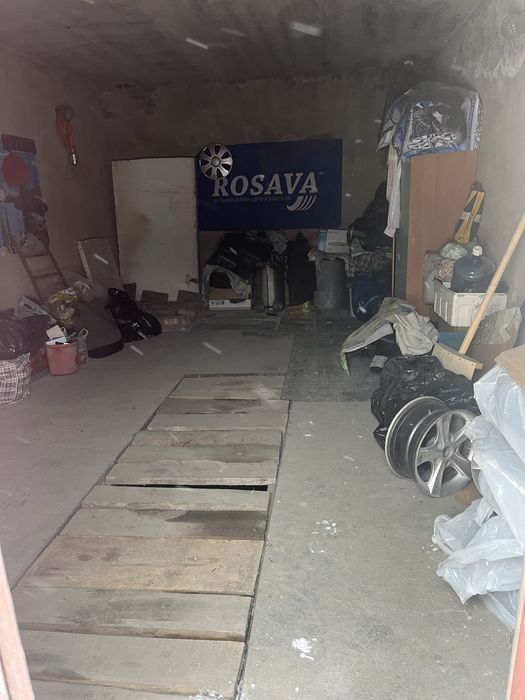 Продам гараж 24 кв. м