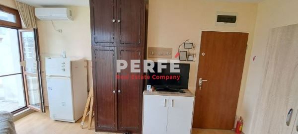 Продава се Едностаен апартамент в Бургас, Лазур - 33 кв.м за 2394 €/кв.м - Снимка #4