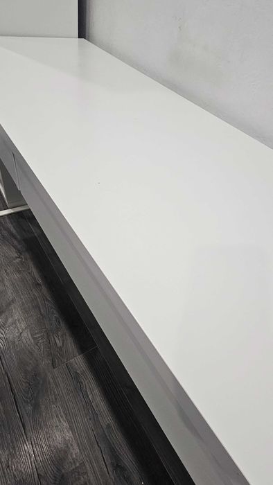 Продам письменный стол IKEA в отличном