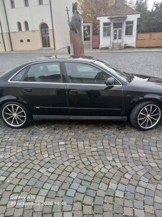 AUDI  2004 — imagine 5