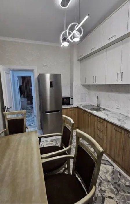 Сдается 2 ком ЖК Дустлик. Рядом с Метро Дустлик. Узбум