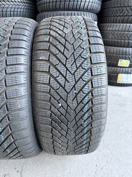 225/40/18 PIRELLI 4бр