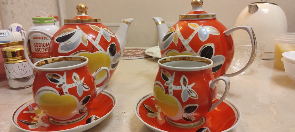 Продам посуду Золотое яблоко