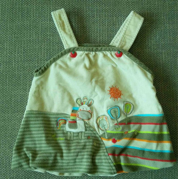 Лот бебешки роклички за момиче, възраст 2-3 месеца