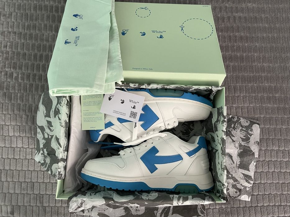 Off-White Out of Office - 40EU