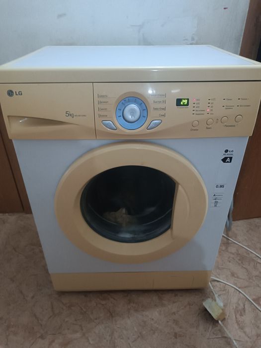Продам стиральную машинку