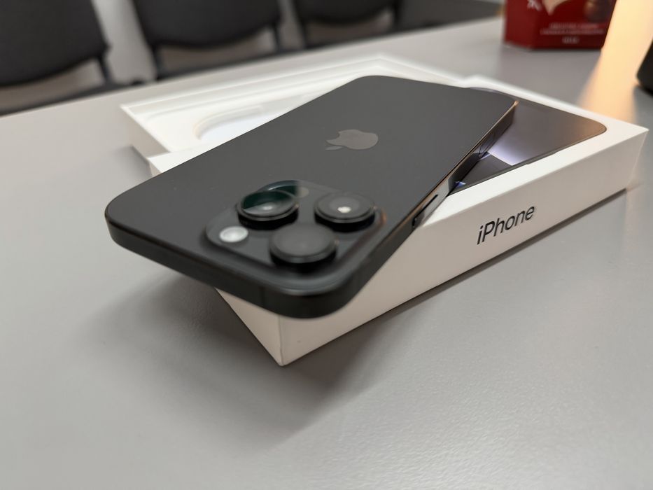 iPhone 16 Pro Max, Black Titanium, 512GB