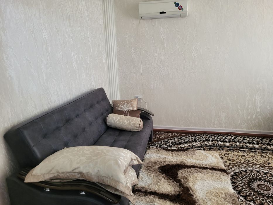 Продается участок 2 дома 4,5сот.  Яшнабад р-н, ул.Пахлавон,  198 школа