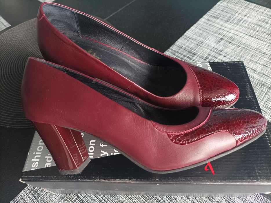 Дамски обувки естествена кожа