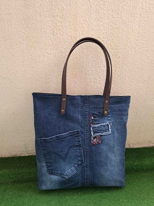 Дамска дънкова чанта ,ръчна изработка