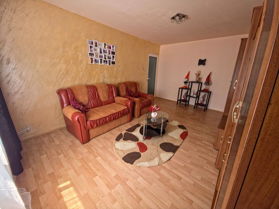 Apartament 2 camere zona Lisimed etaj 1/4(la cheie) mobilat si utilat