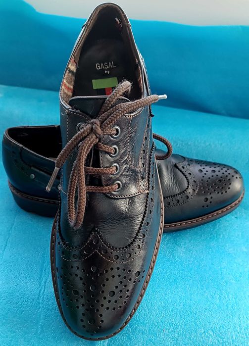 Pantofi ,,LLOYD,, cu inserții din piele naturală mărimea 41.5 (7 1/2)