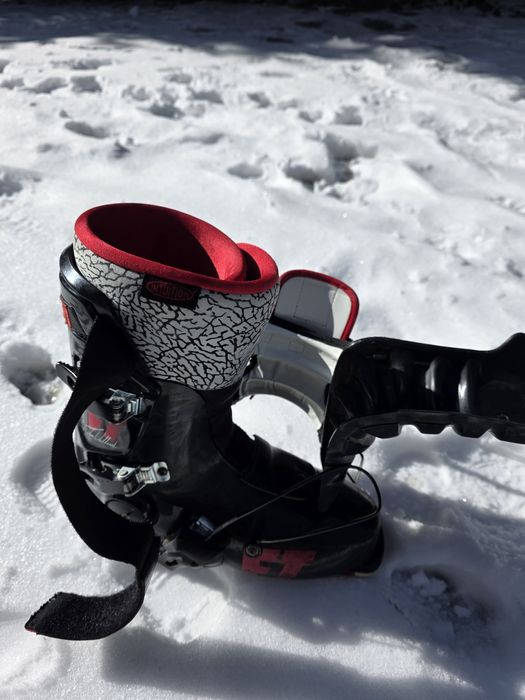 Clapari Full Tilt - Tom Wallisch