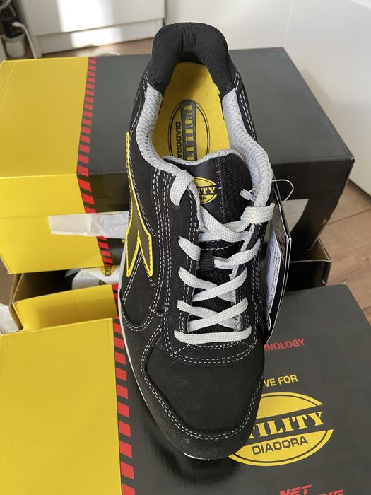 Vand bocanci diadora cu protectie