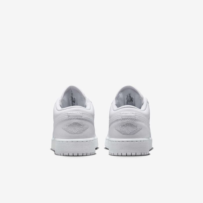 Air Jordan 1 Low (GS ) Triple White ОРИГИНАЛНИ дамски маратонки - 38/24см