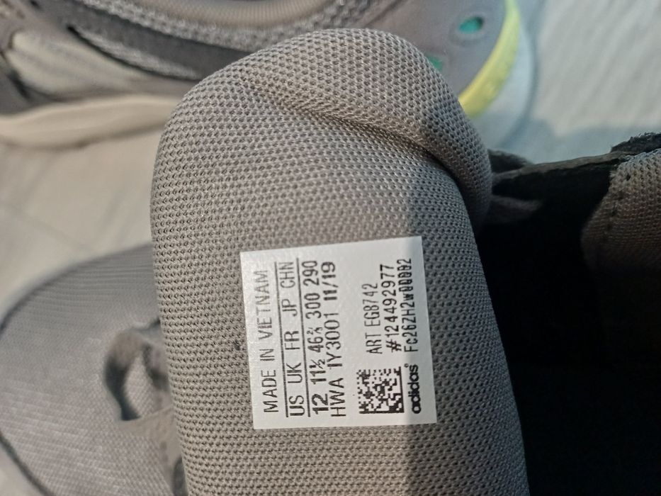 Маратонки  Adidas 46,5