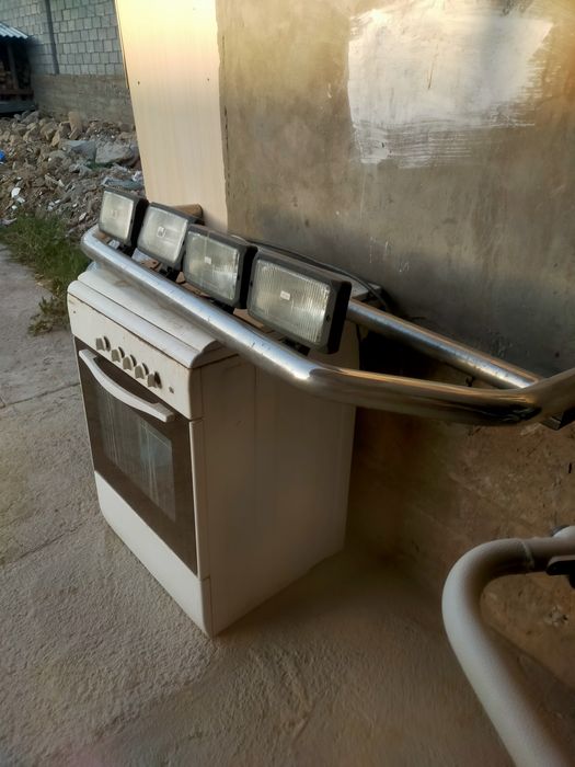 Фара Вольво бу хорошом состояние