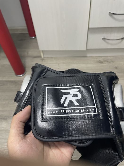 Шлем для бокса, новый