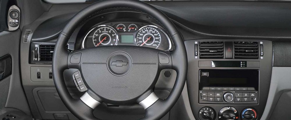 Gentra oldi fara zavod rul magnitafon soat ramka komplekt