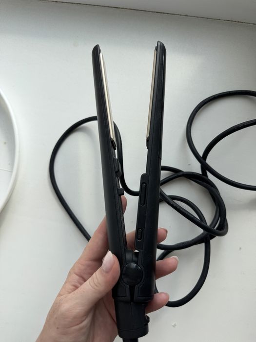 Утюжок для волос Philips SalonStraight