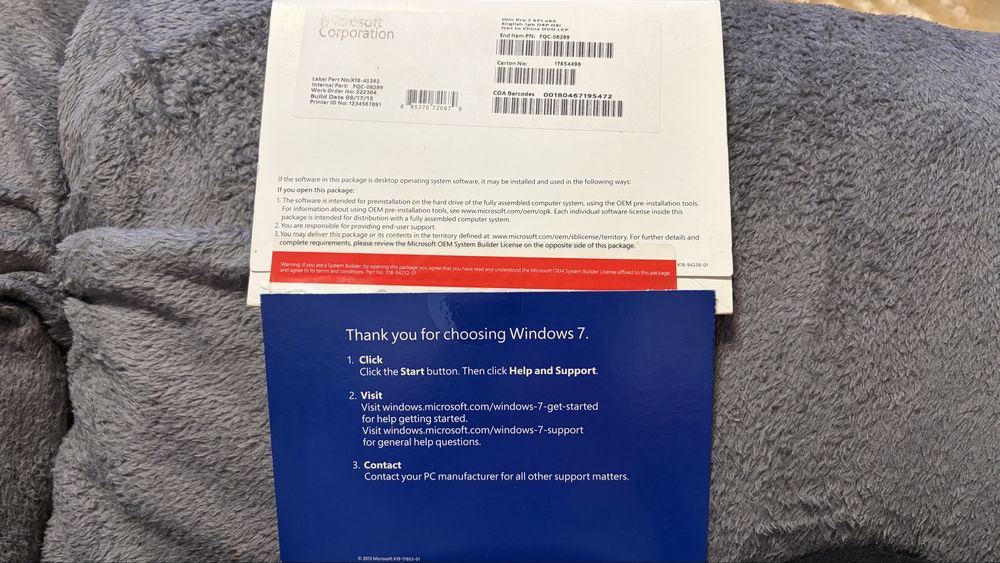 DVD Windows 7 x 64 bit CU LICENTA