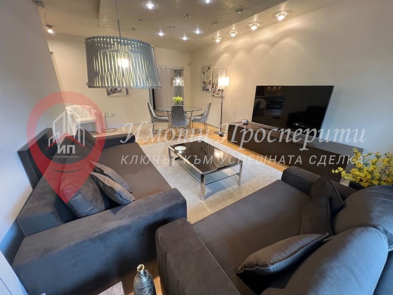 Дава се под наем Тристаен апартамент в София, Витоша - 135 кв.м за 1100 € - Снимка #4