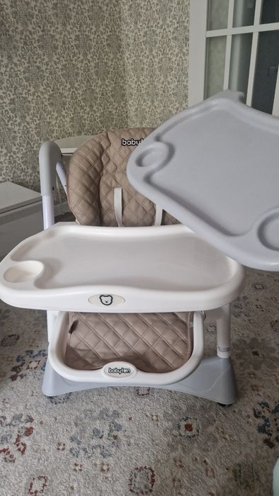 Продам столик для кормления